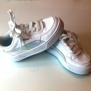 Puma Kids Sneakers White Iridescent Mermaid Trainers Little Girls Size 13C EUC